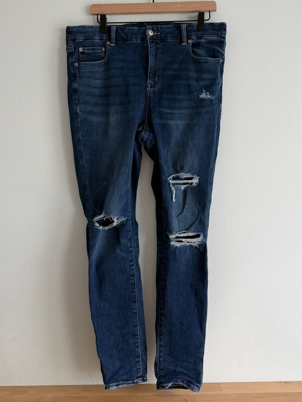 American Eagle Outfitters Dark Blue Distressed Jeggings